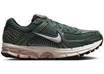 Фото № 1 с приближением к товару «‎Nike Zoom Vomero 5»
