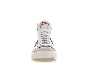 Nike Blazer Mid 77 - 2