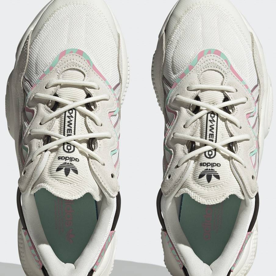 Фото № 3 с приближением к товару «‎Adidas Ozweego »