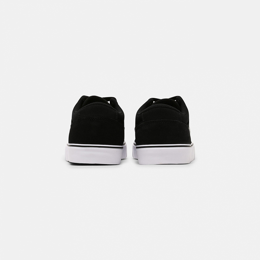 Фото № 2 с приближением к товару «‎Nike Chron 2 »