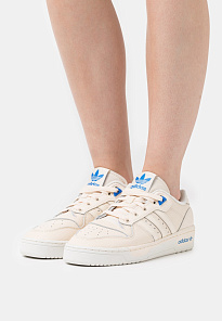 Фото № 2 с приближением к товару «‎Adidas Rivalry Premium »