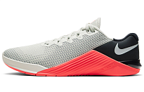 Фото № 1 с приближением к товару «‎Nike Metcon 5 GreyPink»