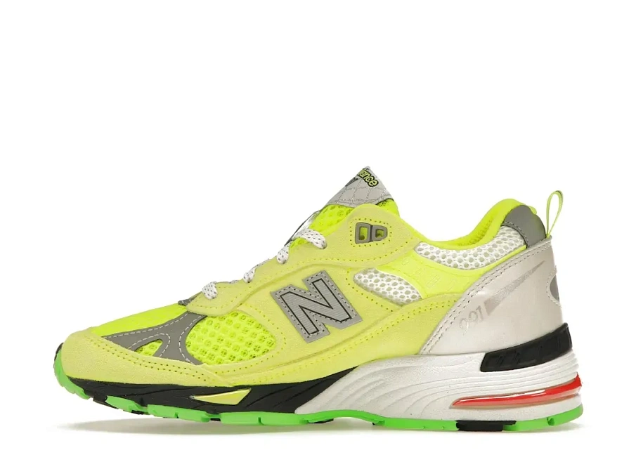 Фото № 3 с приближением к товару «‎New Balance 991 MiUK»