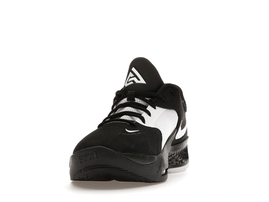 Фото № 4 с приближением к товару «‎Nike Zoom Freak 4 TB Black White»