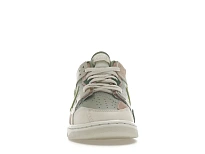 Фото № 2 с приближением к товару «‎Nike Dunk Scrap Grey Haze Phantom»