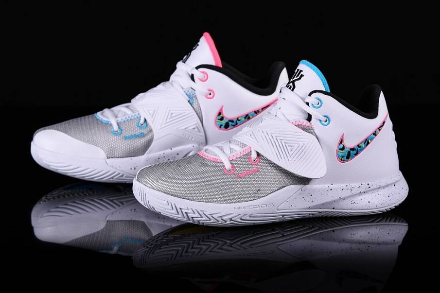 Фото № 2 с приближением к товару «‎Nike Kyrie Flytrap 3 South Beach»