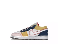 Фото № 5 с приближением к товару «‎Jordan 1 Low SE Multi Canvas »