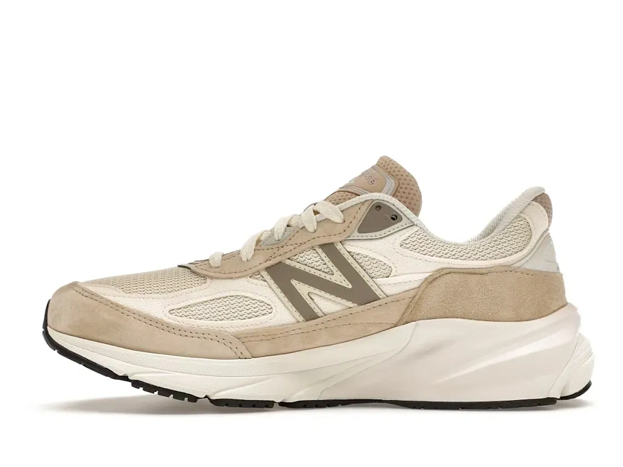 Фото № 3 с приближением к товару «‎New Balance 990v6»
