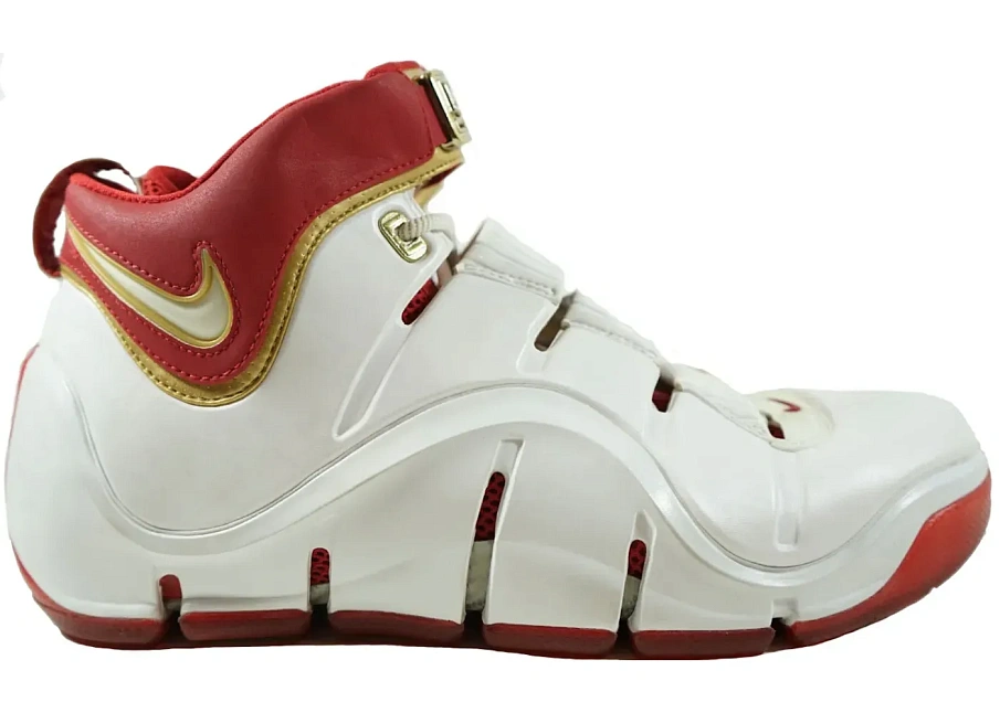 Фото № 1 с приближением к товару «‎Nike LeBron 4 Home PE»