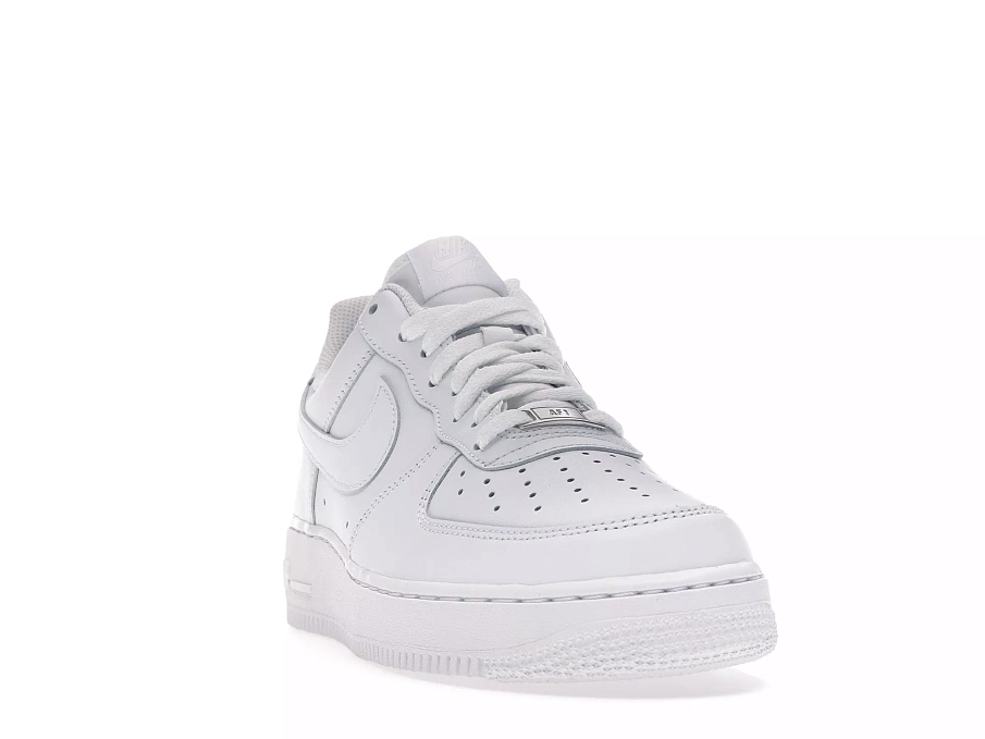 Фото № 4 с приближением к товару «‎Nike Air Force 1 Low '07 White»