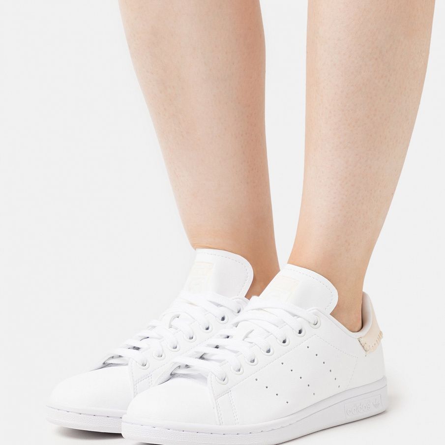 Фото № 2 с приближением к товару «‎Adidas Stan Smith »