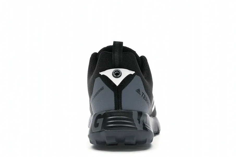 Фото № 4 с приближением к товару «‎adidas Terrex Two GTX White Mountaineering»