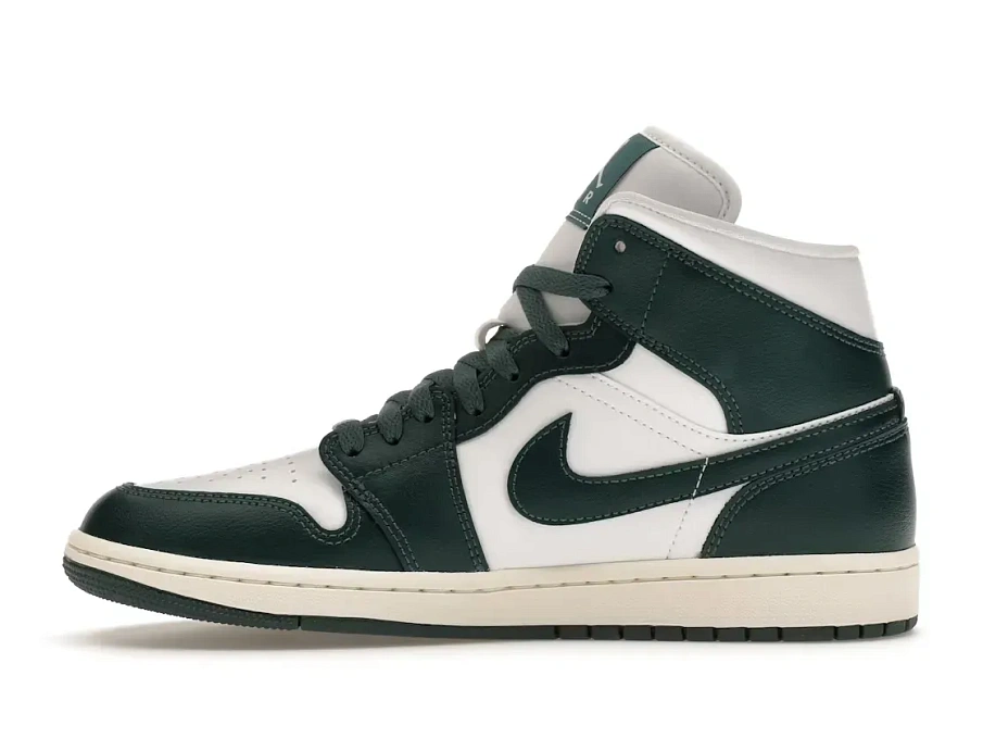 Фото № 3 с приближением к товару «‎Jordan 1 Mid»