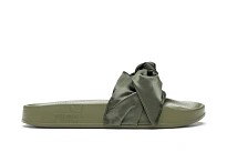 Фото № 1 с приближением к товару «‎Puma Bow Slide Rihanna Fenty Olive »