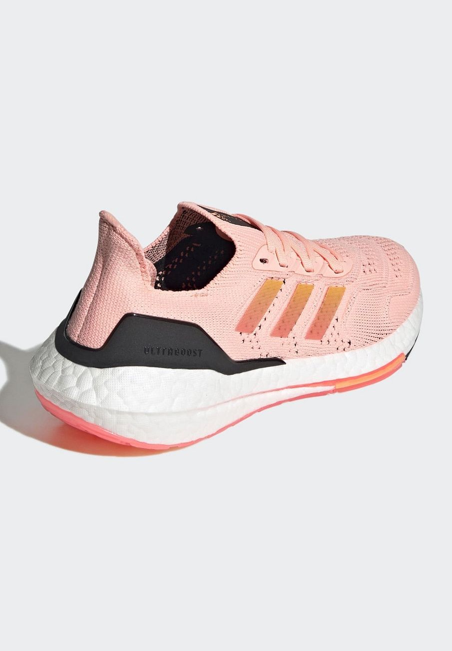 Фото № 5 с приближением к товару «‎Adidas Ultra Boost Performance Street»