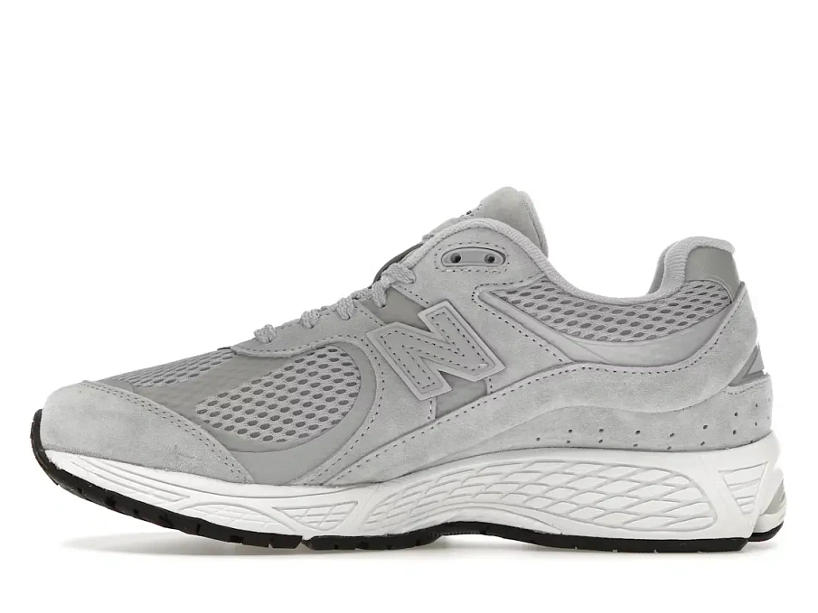 Фото № 3 с приближением к товару «‎New Balance 2002R»