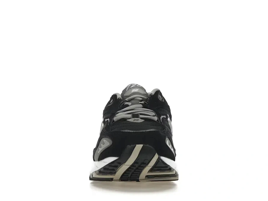 Фото № 2 с приближением к товару «‎New Balance 725»