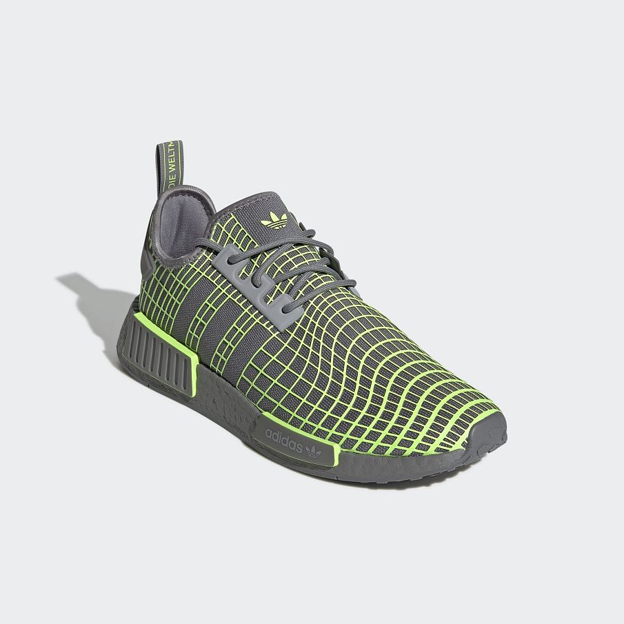 Фото № 2 с приближением к товару «‎Adidas Nmd R1 »