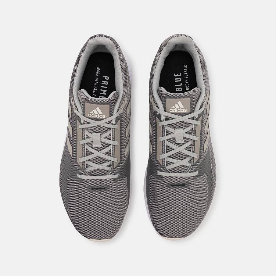 Фото № 4 с приближением к товару «‎Adidas 2.0»