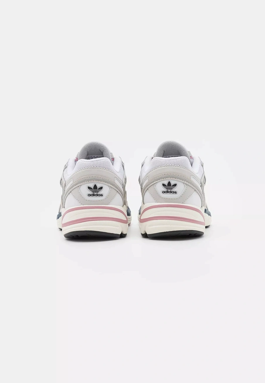 Фото № 3 с приближением к товару «‎ADIDAS ASTIR W»