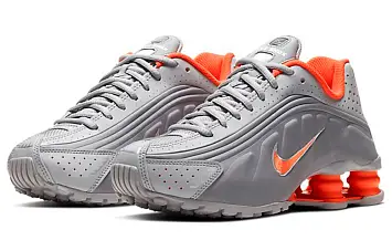 Nike Shox R4 GS 'Light Smoke Grey Hyper Crimson' (CW2626-001) - 4