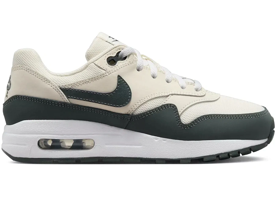 Фото № 1 с приближением к товару «‎Nike Air Max 1»