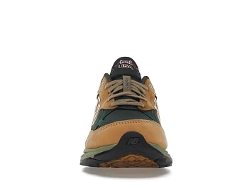 New Balance 990v3 - 2