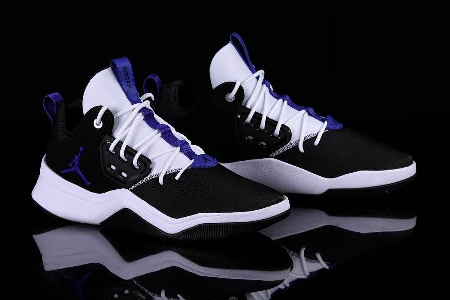 Фото № 2 с приближением к товару «‎Nike Air Jordan Dna Concord »