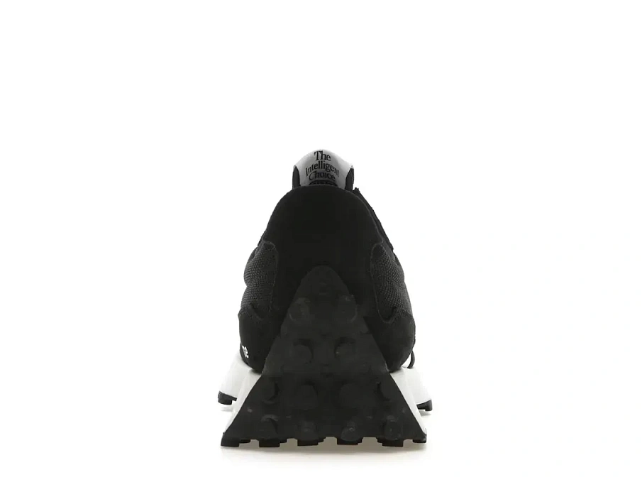 Фото № 4 с приближением к товару «‎New Balance 327»