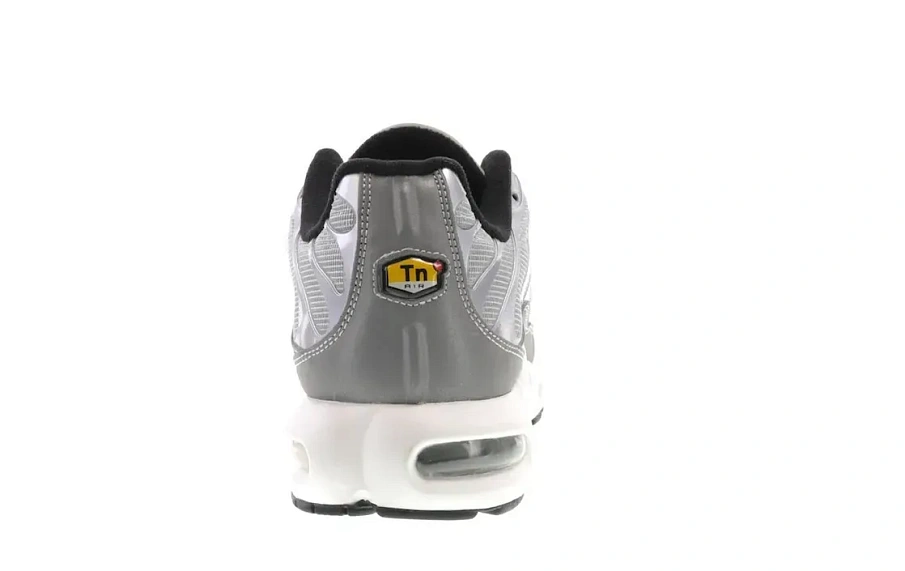 Фото № 4 с приближением к товару «‎Nike Air Max Plus Silver Bullet»