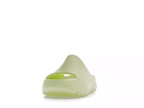 Фото № 5 с приближением к товару «‎adidas Yeezy Slide Glow Green (2022) (Kids)»