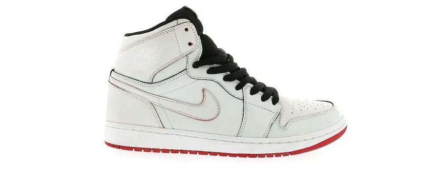 Фото № 1 с приближением к товару «‎Jordan 1 SB Lance Mountain White»