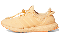Фото № 1 с приближением к товару «‎Ivy Park x adidas Ultra Boost OG Orange»