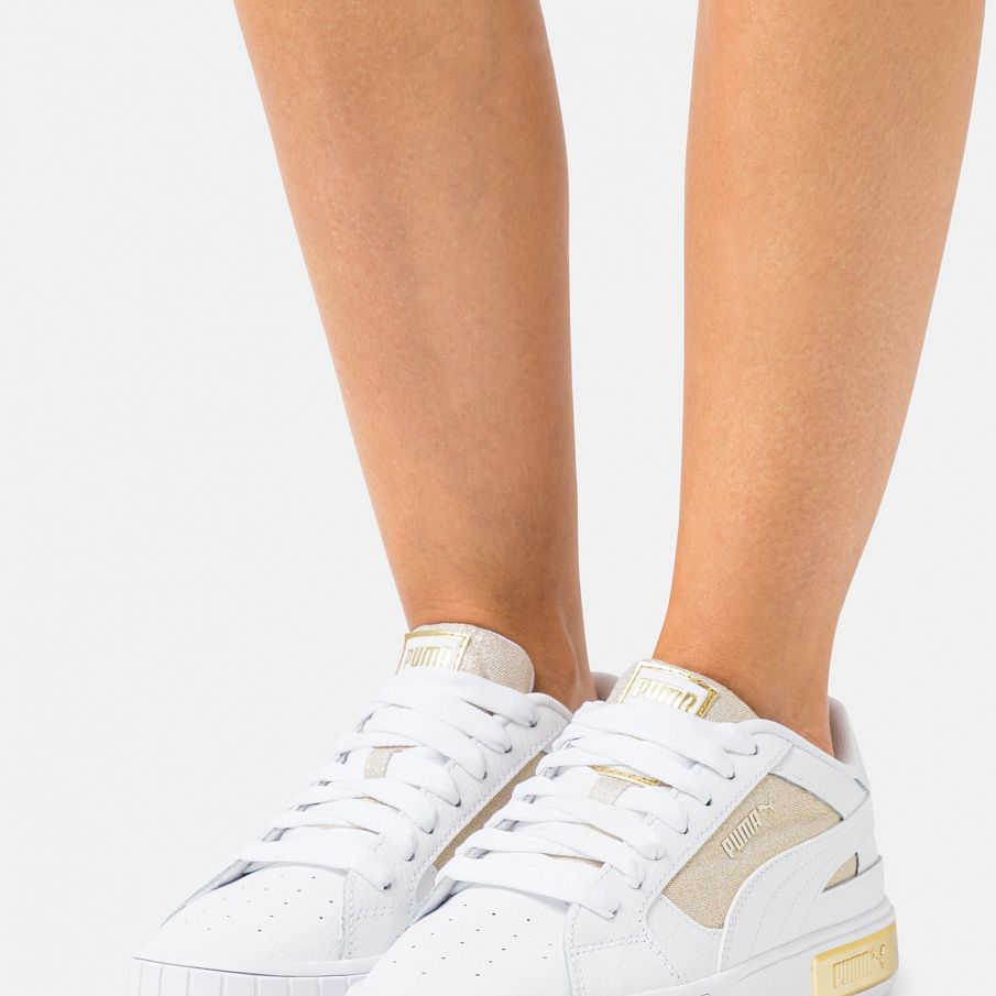 Фото № 2 с приближением к товару «‎Puma Cali Star Xmas »