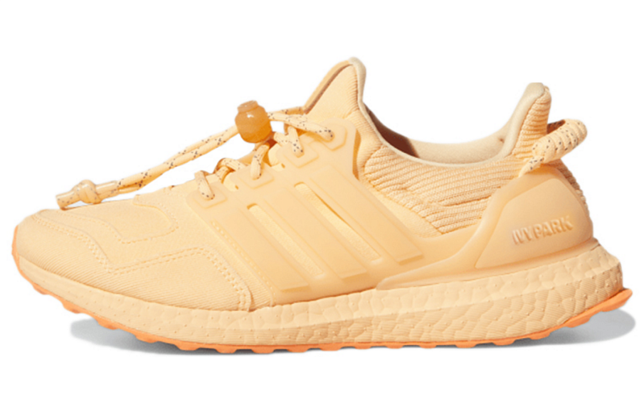 Фото № 1 с приближением к товару «‎Ivy Park x adidas Ultra Boost OG Orange»