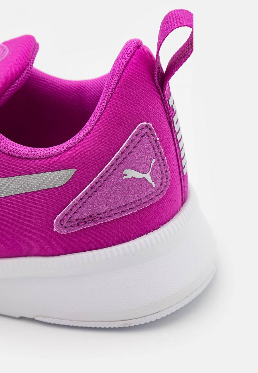 Фото № 5 с приближением к товару «‎Puma Flyer Runner Femme»