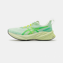 Фото № 1 с приближением к товару «‎Asics Novablast 3»