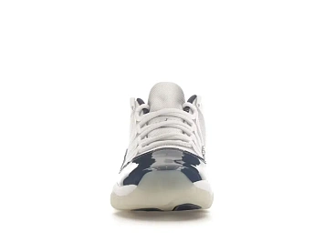 Jordan 11 Retro Low - 2