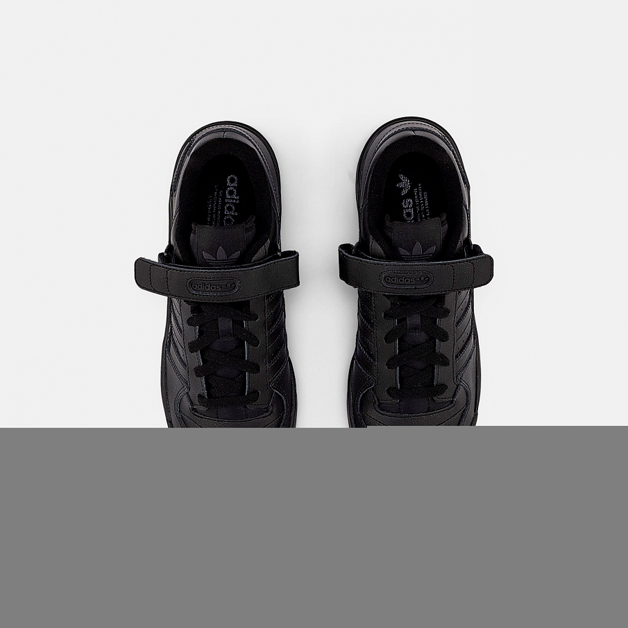 Фото № 4 с приближением к товару «‎Adidas Forum »