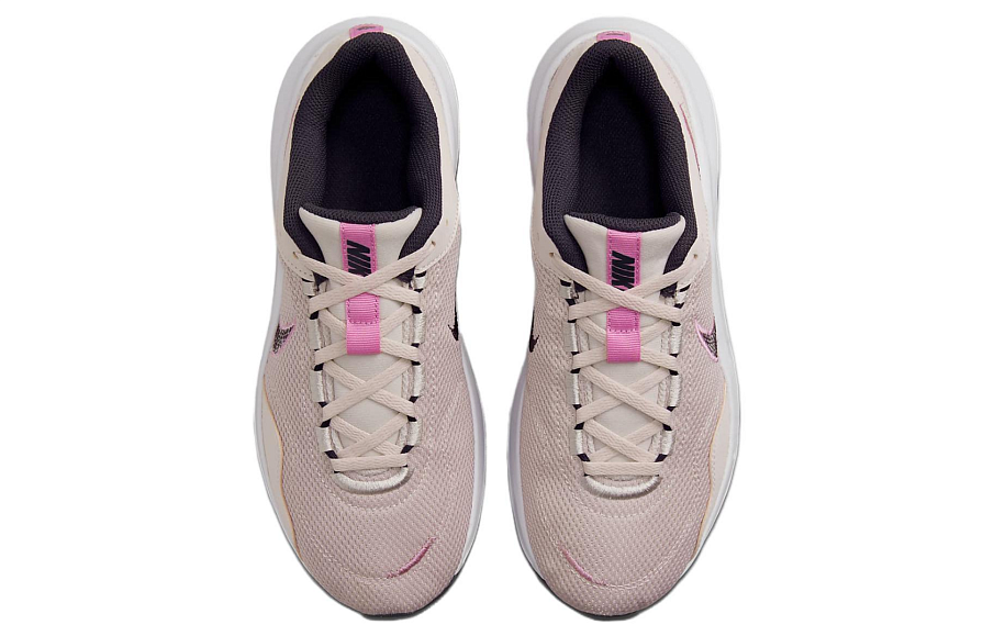 Фото № 4 с приближением к товару «‎ Nike Legend Essential Training shoes»
