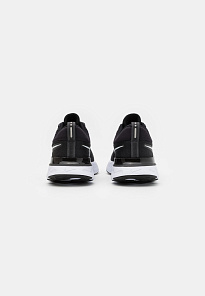 Фото № 3 с приближением к товару «‎Nike Do»