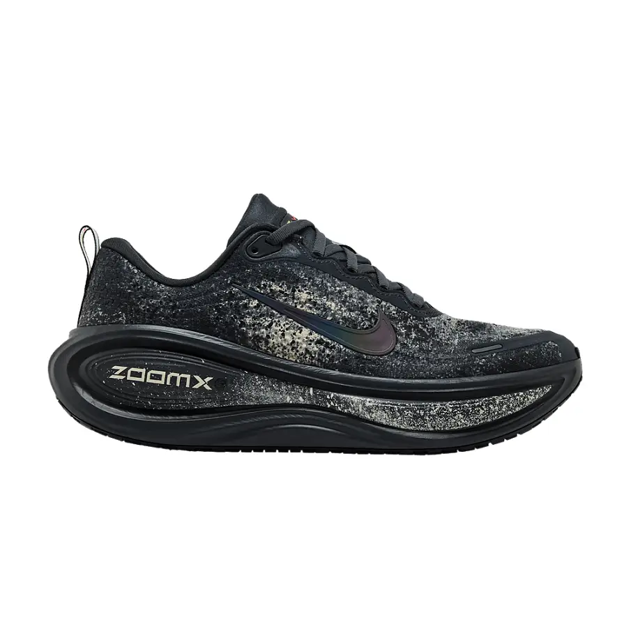 Фото № 1 с приближением к товару «‎Nike Vomero Plus Anthracite Oatmeal (IM6776-060)»