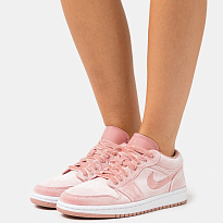 Фото № 2 с приближением к товару «‎Wmns Air Jordan 1 SE Edge »