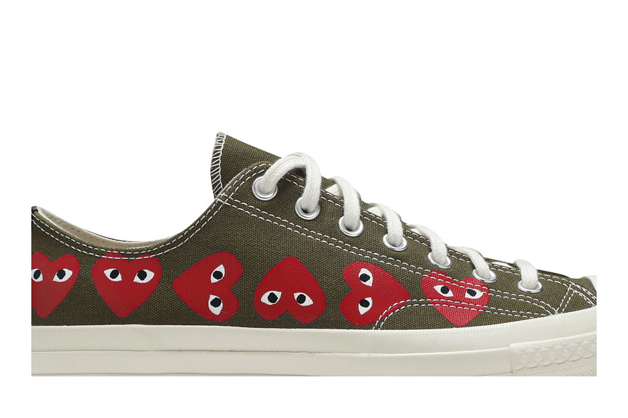 Фото № 3 с приближением к товару «‎Comme des Garçons Play x Converse Chuck 70 Low Top Multi Heart»