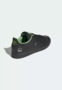 Фото № 3 с приближением к товару «‎STAN SMITH»