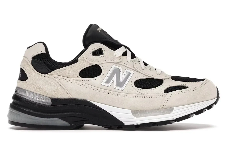 Фото № 1 с приближением к товару «‎New Balance 992»