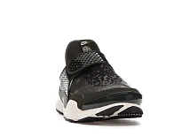 Фото № 4 с приближением к товару «‎Nike Sock Dart Mid Stone Island Sequoia»