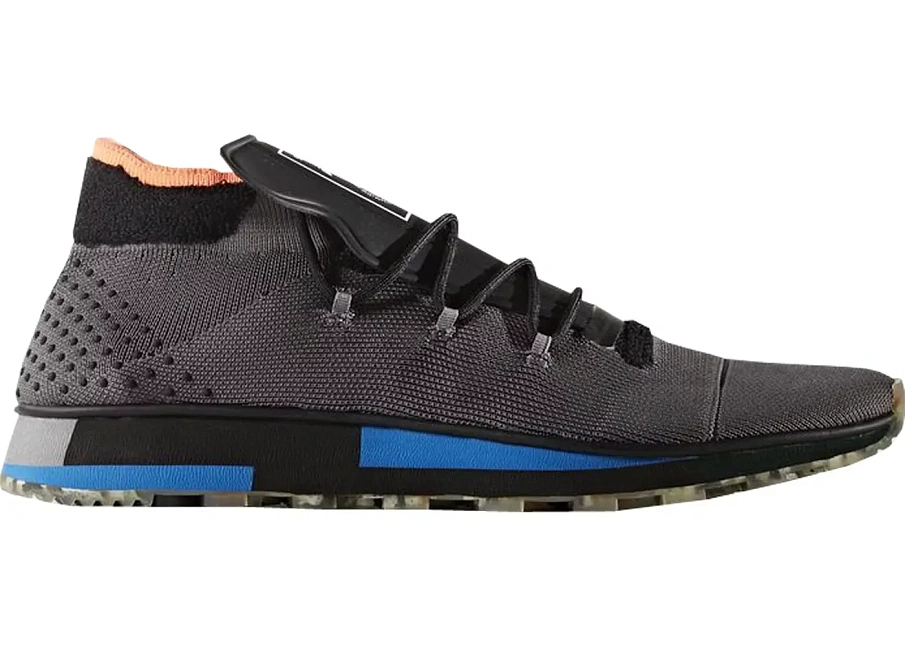 Фото № 1 с приближением к товару «‎adidas AW Run Mid»