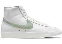 Фото № 1 с приближением к товару «‎Nike Blazer Mid 77 Dusty Sage Glitter »