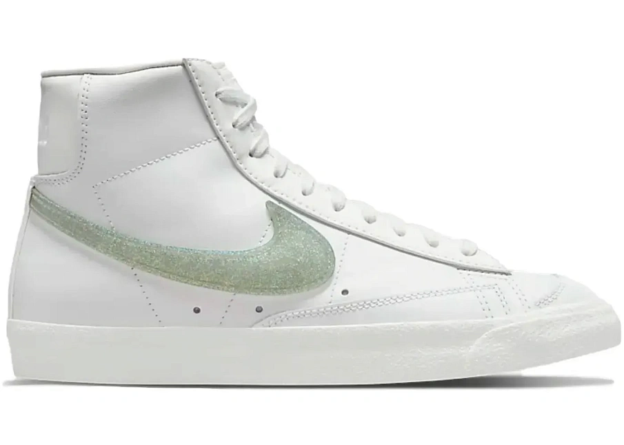 Фото № 1 с приближением к товару «‎Nike Blazer Mid 77 Dusty Sage Glitter »